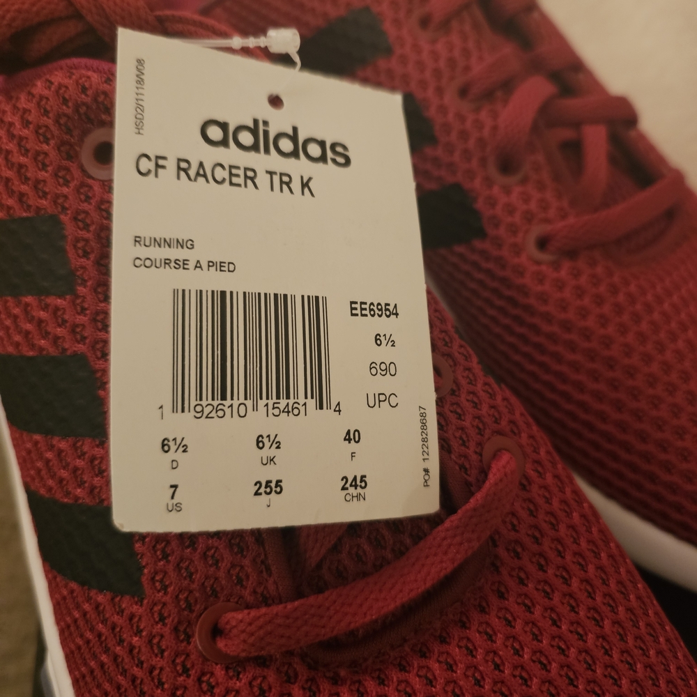 👟 Adidas CF Racer TR K Running Shoes – Boys Size 7 (NWT)
Brand new with tags! ✨ - Picture 2 of 4